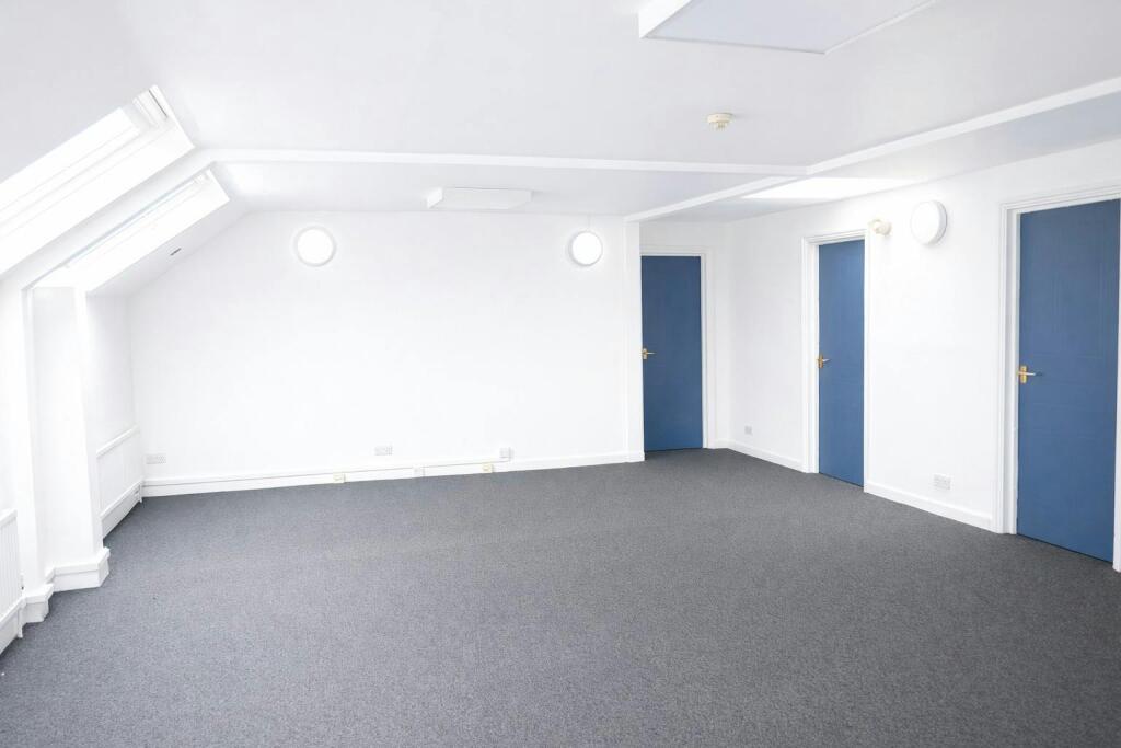 Interior 2.jpeg