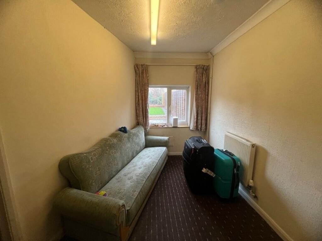 Additional image 4 of ROE GREEN LANE, Student Accomodation