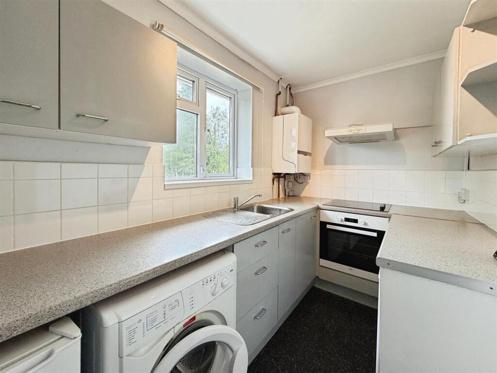 Acacia Road, Leamington Spa photo 4
