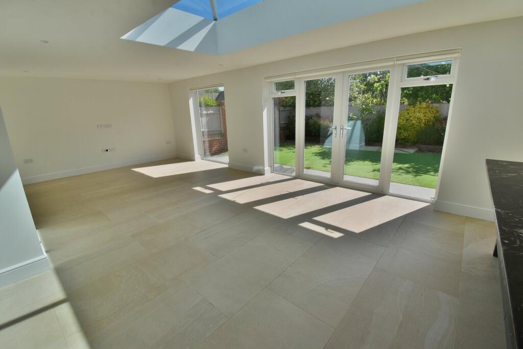 House in Ferndown, The Camelias - View 4