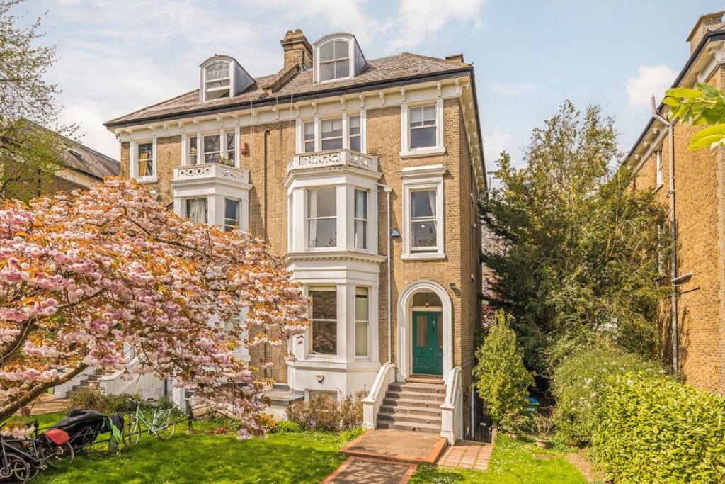 Main image of property: Cambridge Park, East Twickenham