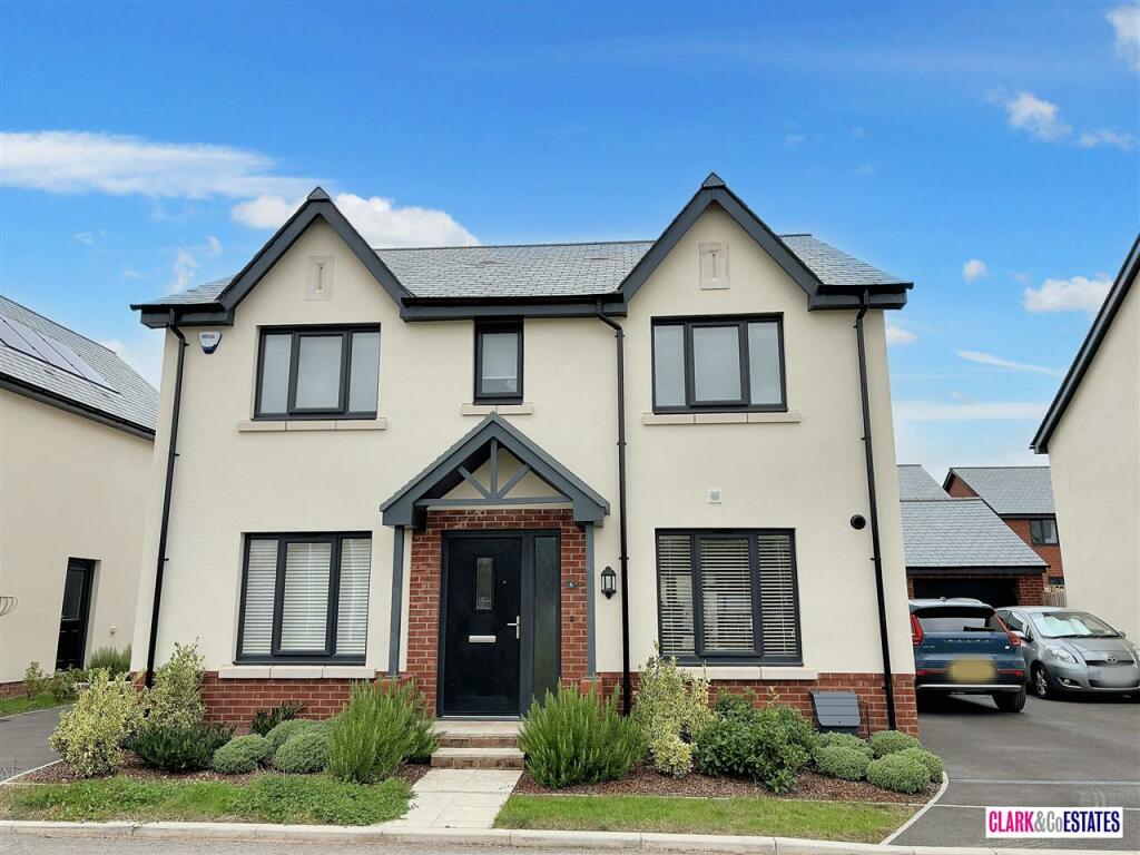 Main image of property: Victoria Mead, Apsham Grange, Topsham