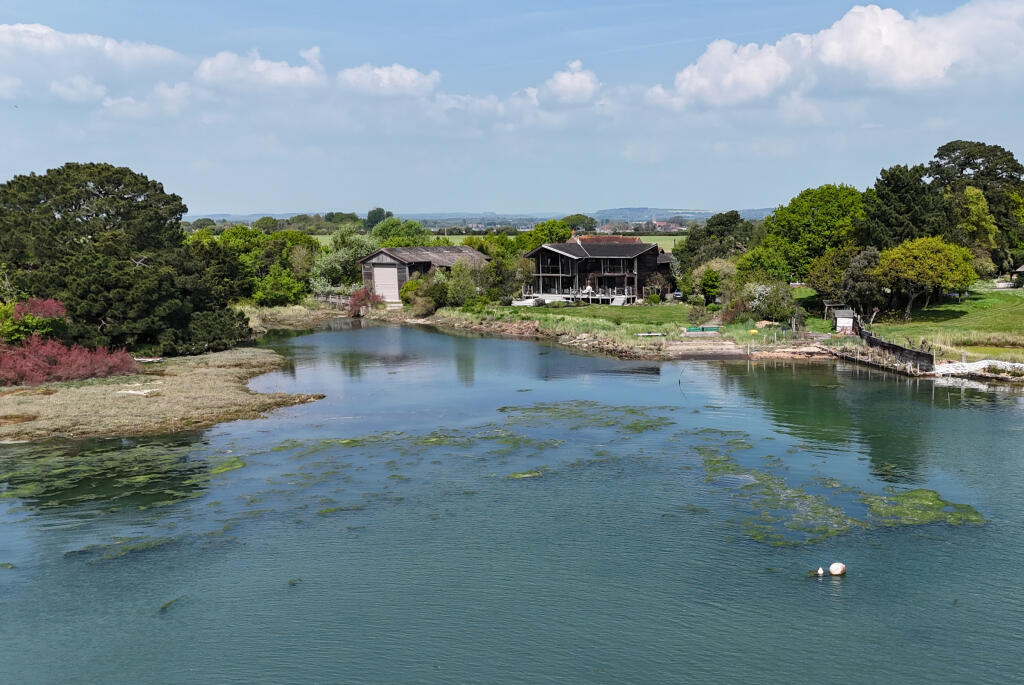 House in Chichester, Bosham - View 2
