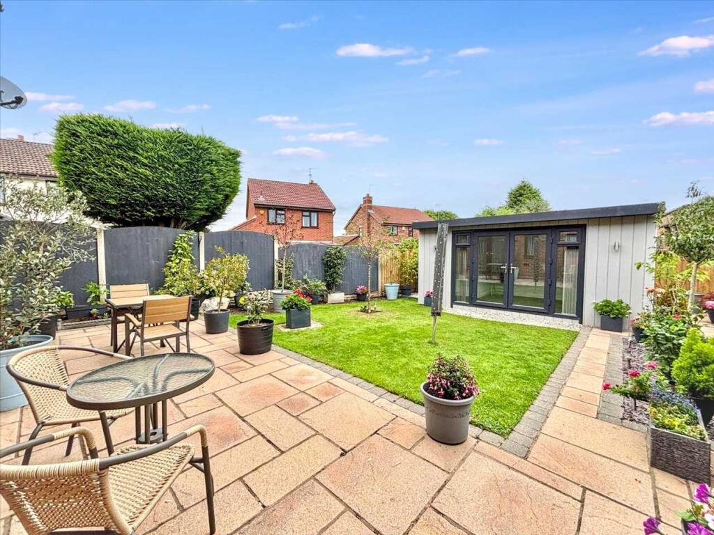 House in Ashfield, Kirkby-in-Ashfield, Sutton-in-Ashfield - View 2