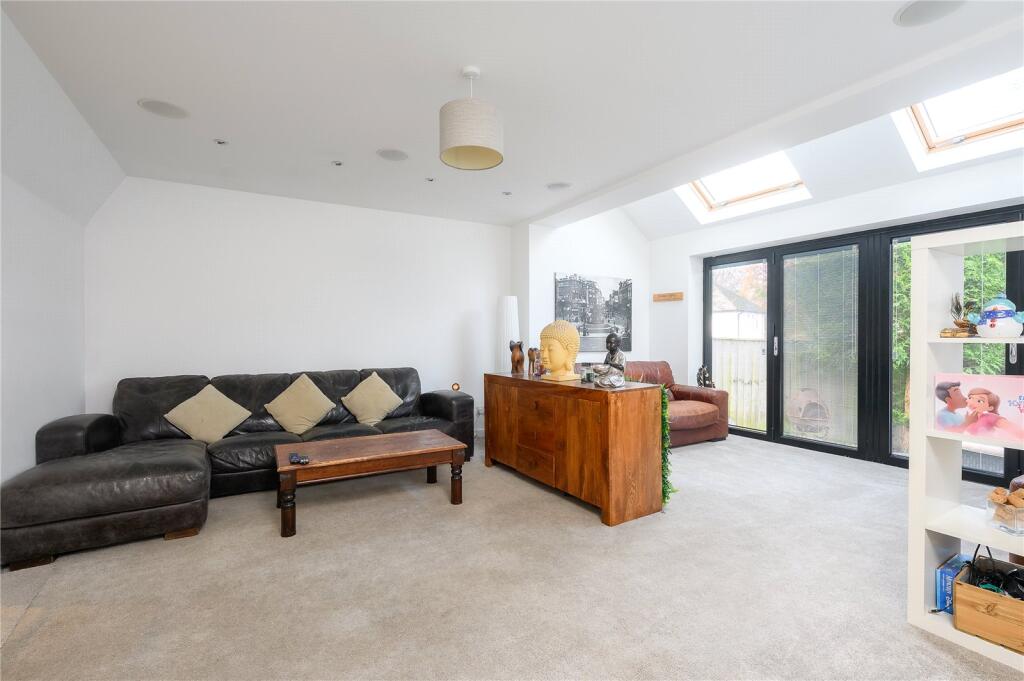 Blackmoor Road, Leeds, LS17 photo 3