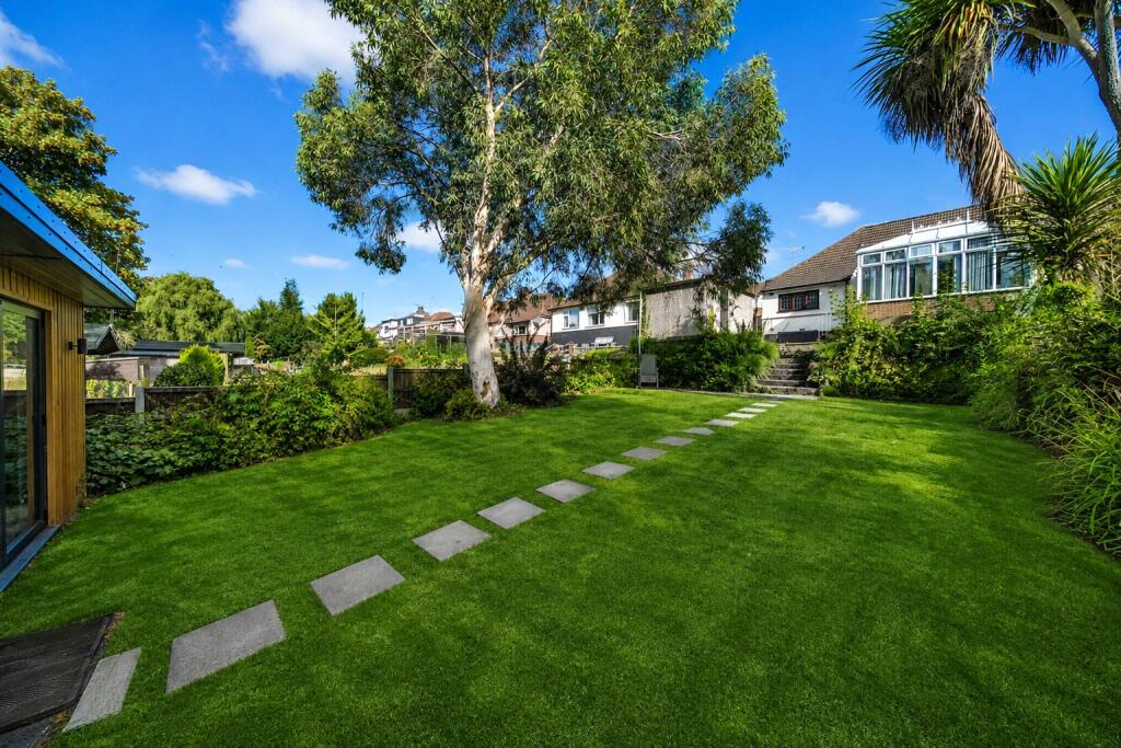 House in London - View 5