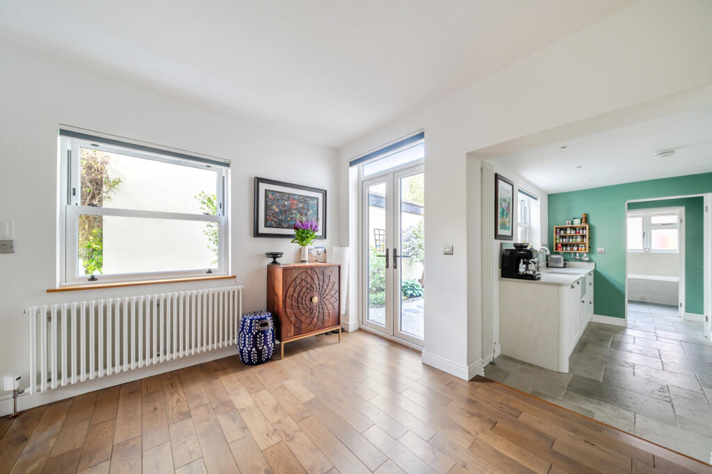 House in Sunningdale, Windsor and Maidenhead - View 4