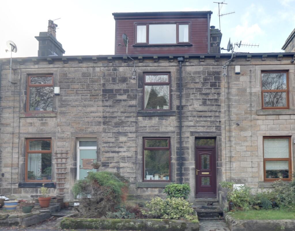 Main image of property: 982 Rochdale Road, Todmorden