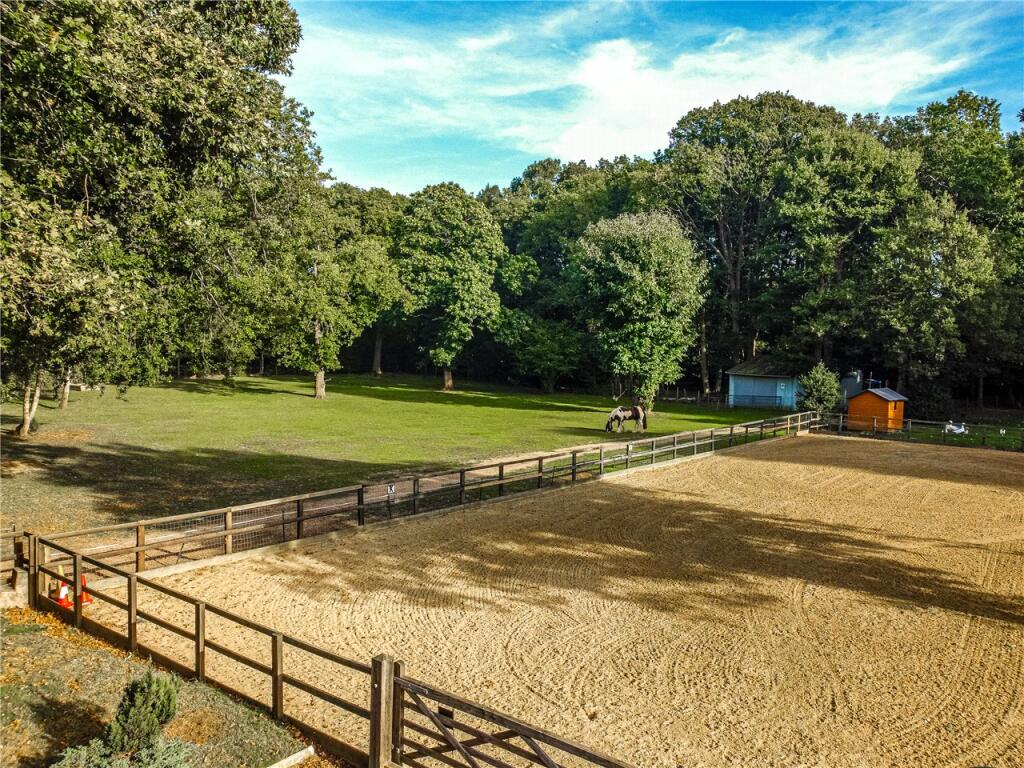 Additional image 7 of Pottersheath Road, Welwyn, Hertfordshire