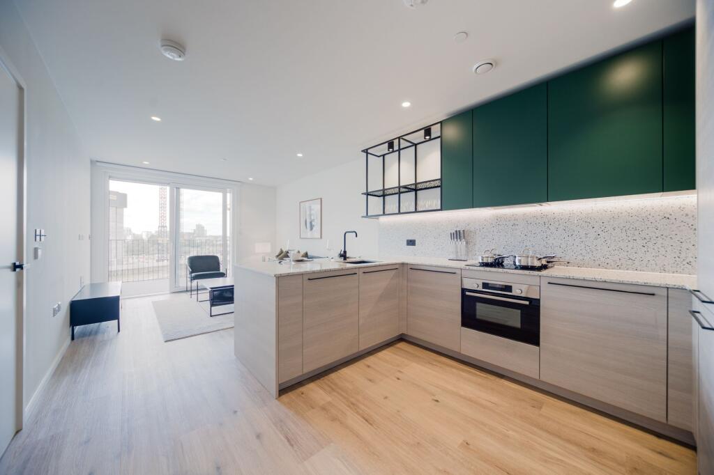 Apartment in London - View 5