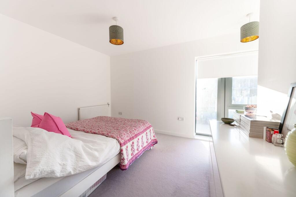 Neasden Lane, Willesden, London, NW10 - View 4