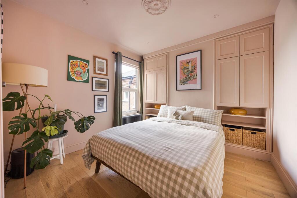 Apartment in London, Highams Park - View 5