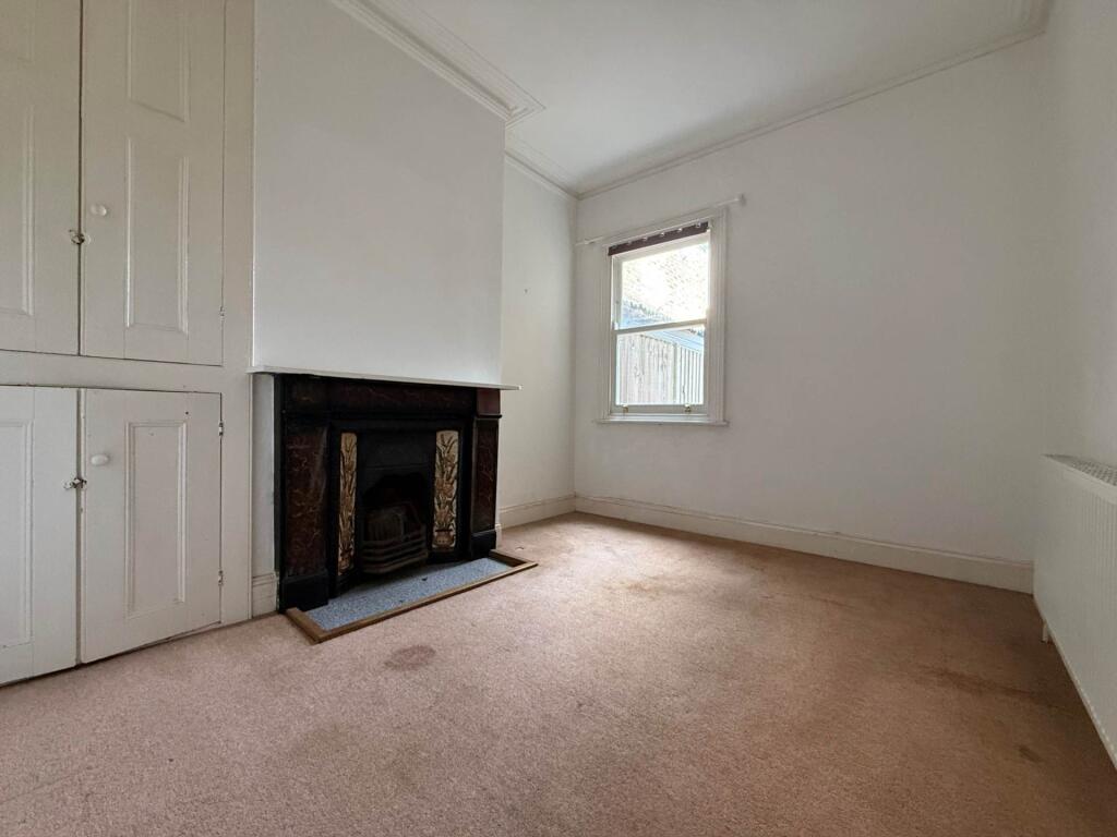 Wickham Lane, London ** 3D FLOORPLAN AVAILABLE ** - View 4