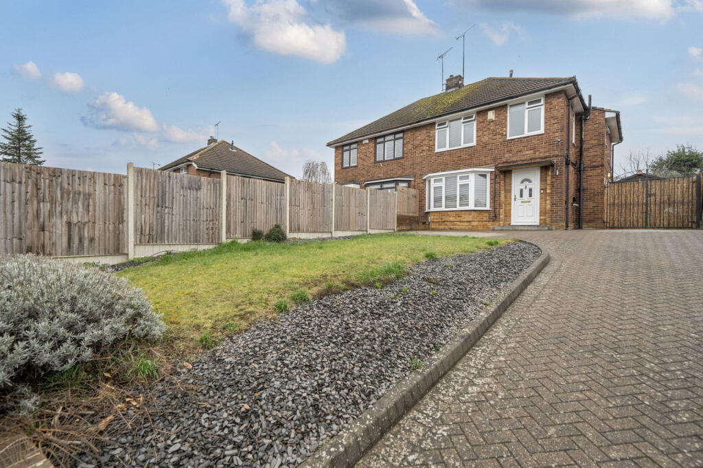 Main image of property: Extended Family Close to School & Town Centre