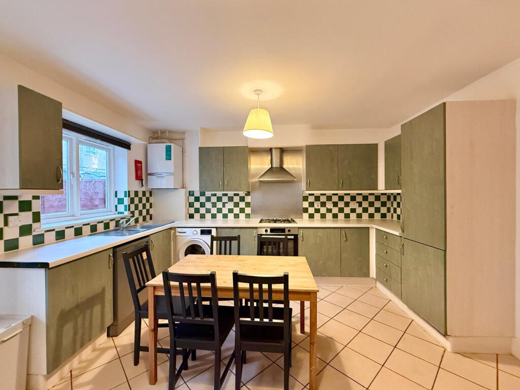 Main image of property: Ferry Street, Canary Wharf, E14