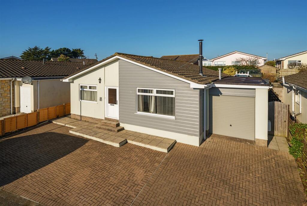 Main image of property: Riversmeet, Appledore