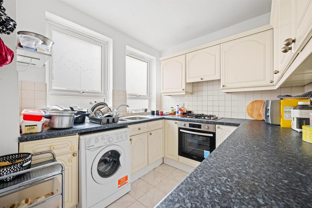 House in London - View 4