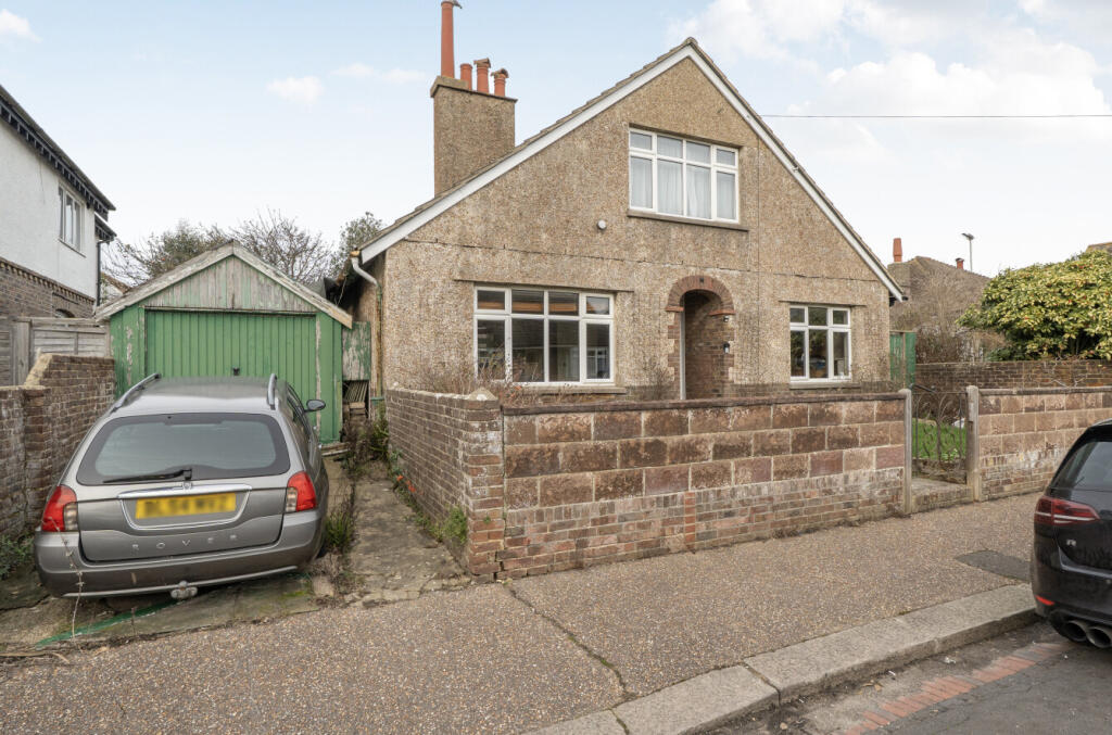 Main image of property: Bassett Road, Bognor Regis, West Sussex