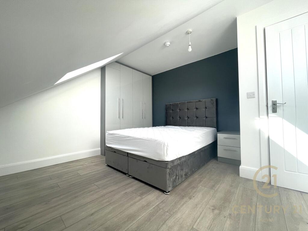 Main image of property: Maple Road Surbiton KT6