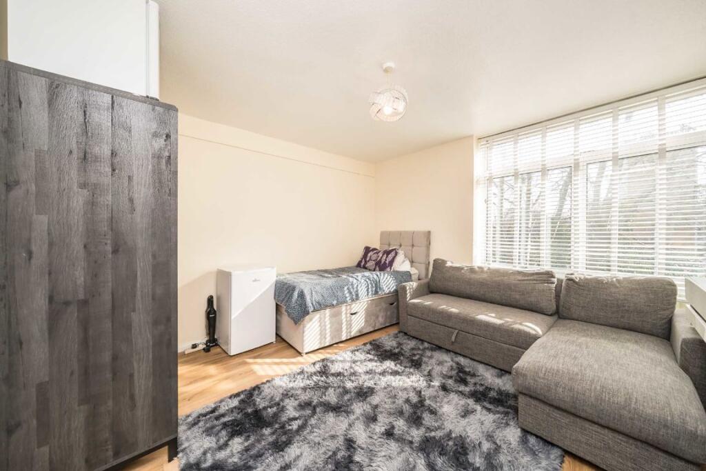 Main image of property: Churchill Gardens, Westminster