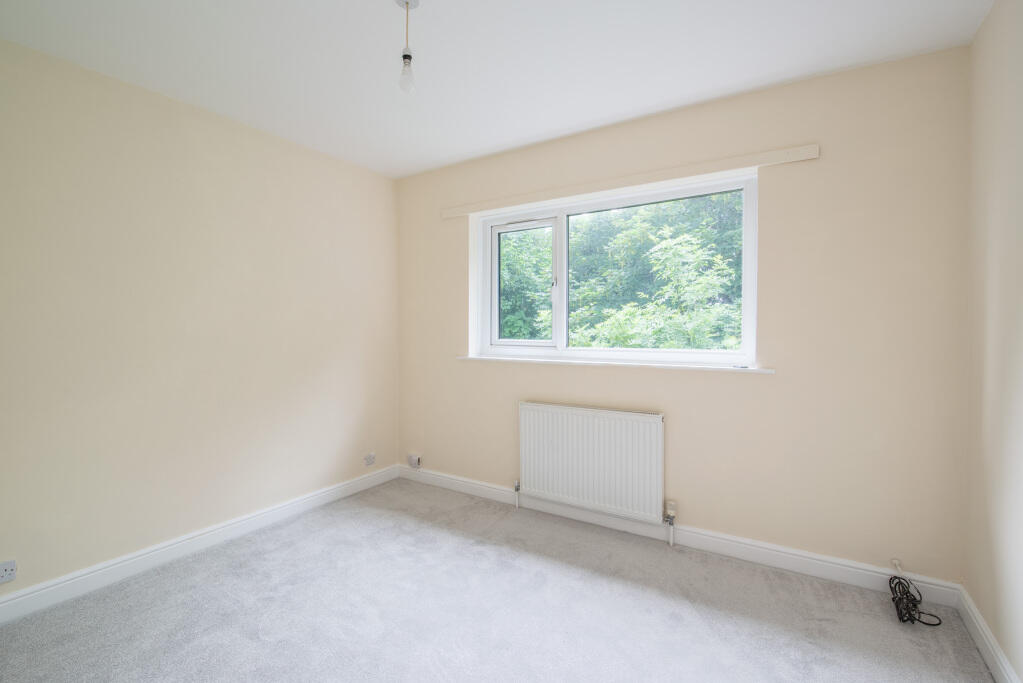 Gloucester Road, Bingley, West Yorkshire, BD16 - More