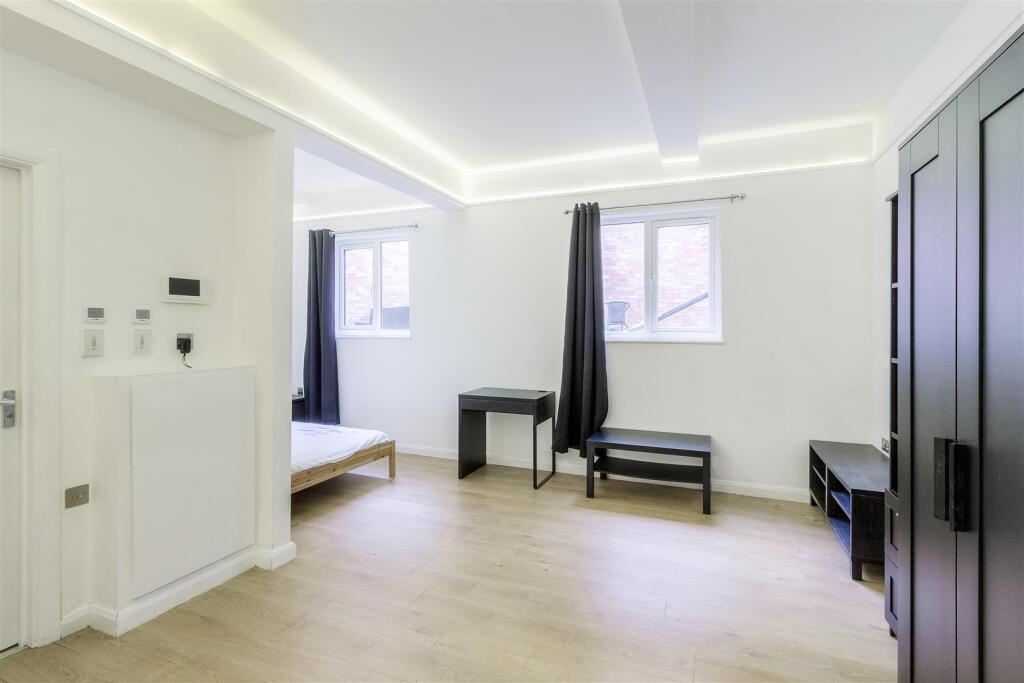 Apartment in Wellingborough, Burrow's Bush - View 5