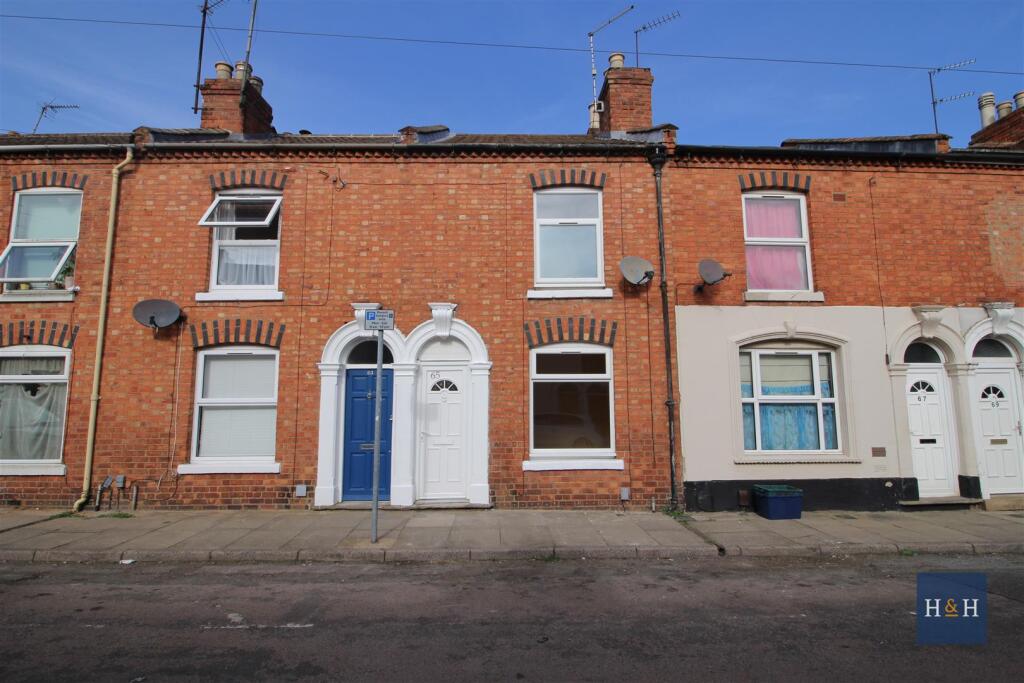 Main image of property: CLOUTSHAM STREET, THE MOUNTS - NN1