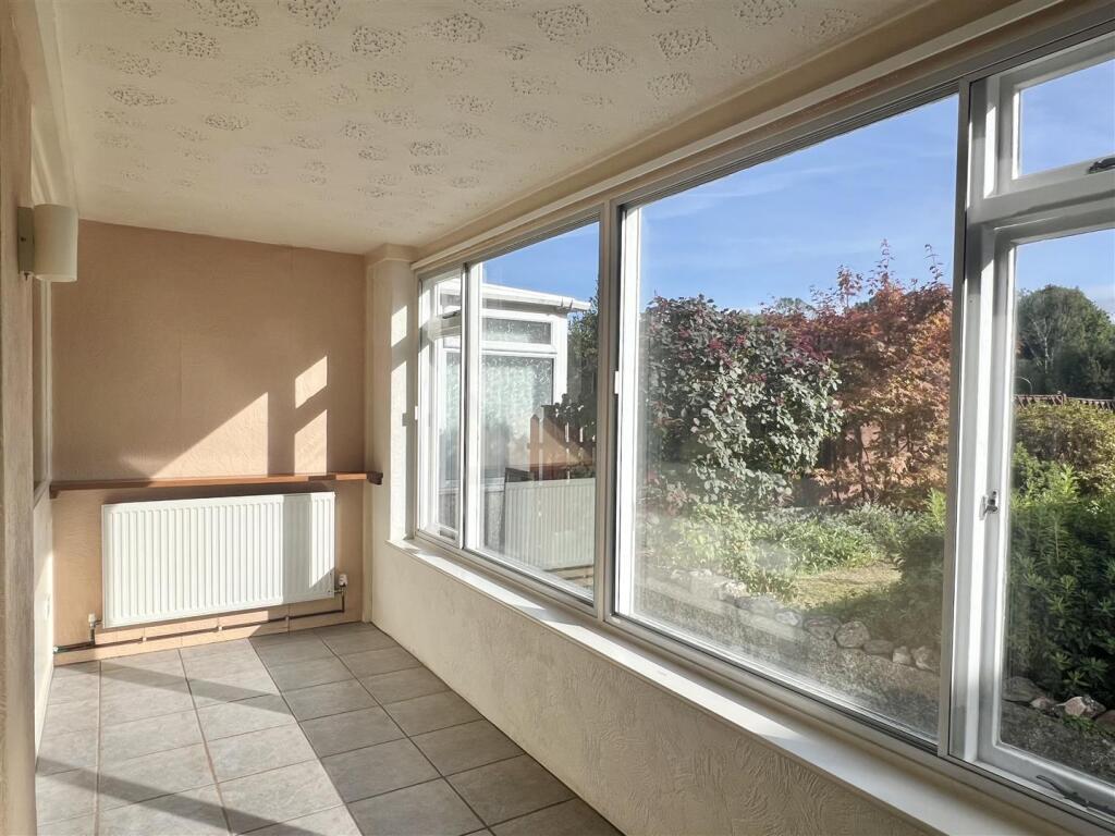 House in St Austell, Boscoppa - More