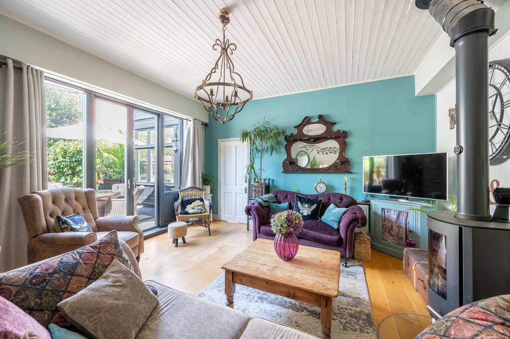 House in Ipswich - View 4