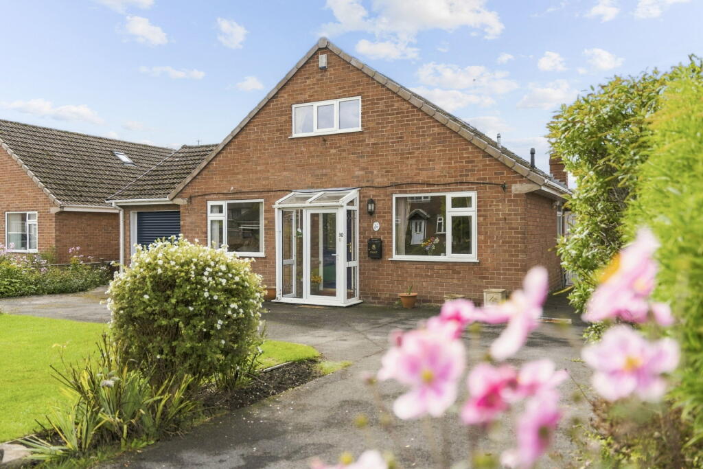 House in Macclesfield, Cheshire East - View 2