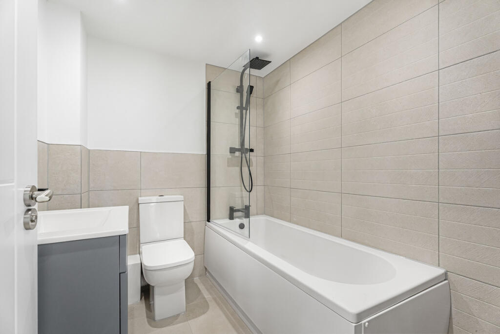 Apartment in Vale of White Horse, Harwell - View 5