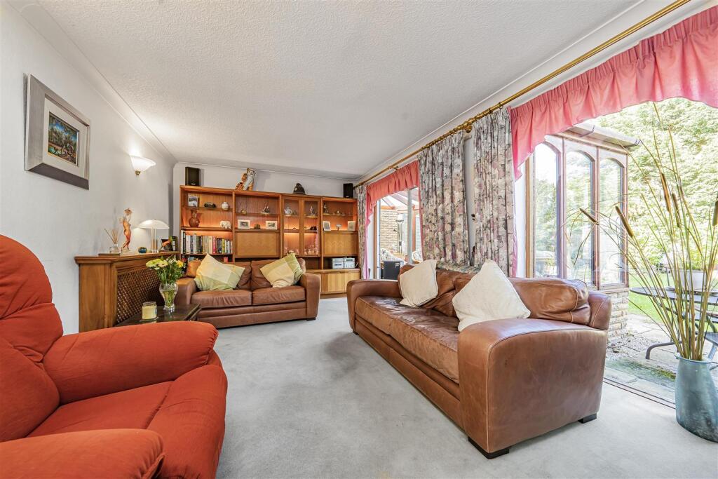 Additional image 2 of St. Lawrence Way, Bricket Wood, St. Albans