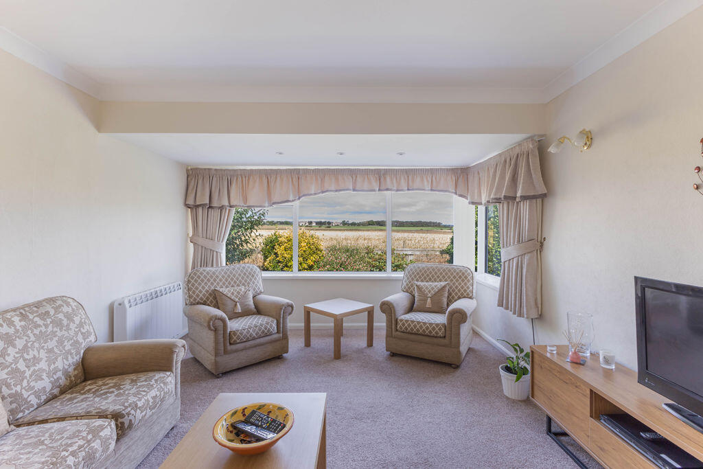 House in Newcastle upon Tyne, Longhoughton - More