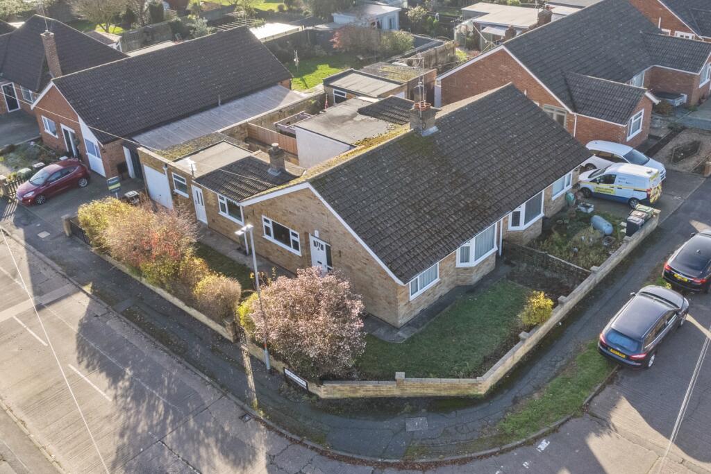 House in Finedon, North Northamptonshire - View 2