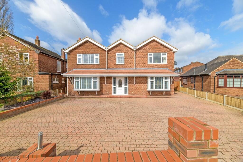 Main image of property: Warrington Road, Penketh, WA5