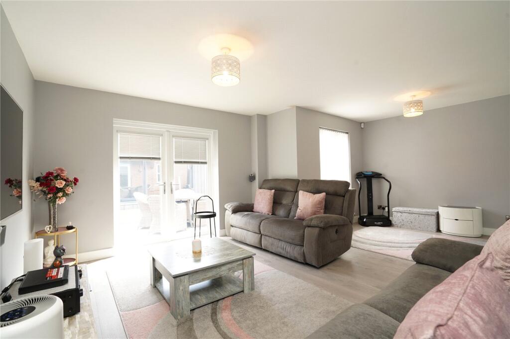 House in Leicester, Hamilton - View 5