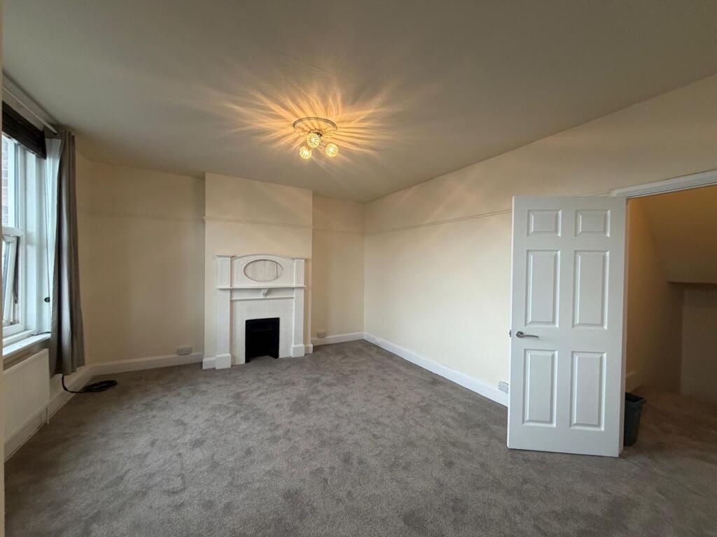 House in Hove, Hangleton - View 5