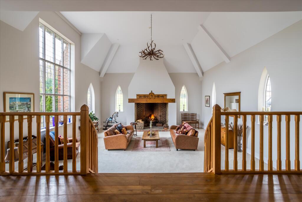 House in Redhill - View 4