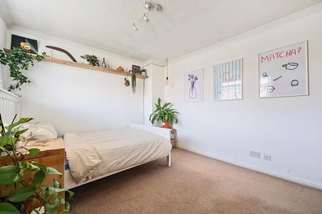 House in South Oxfordshire, Henley-on-Thames - More
