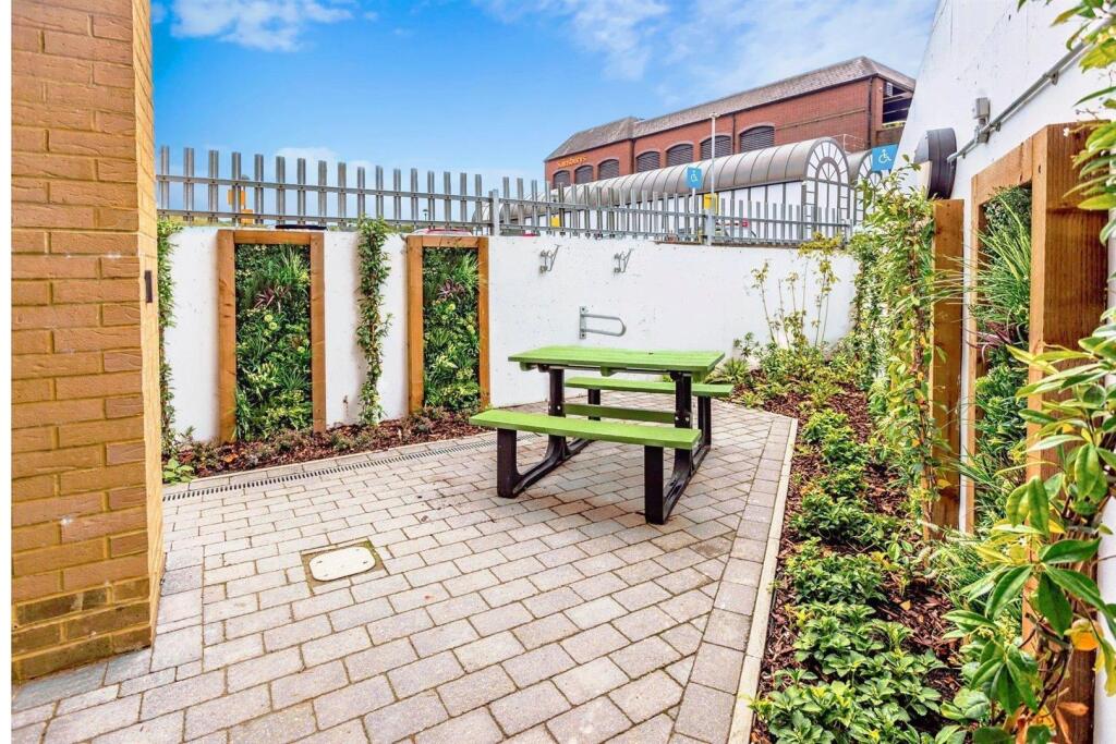Property photo 8