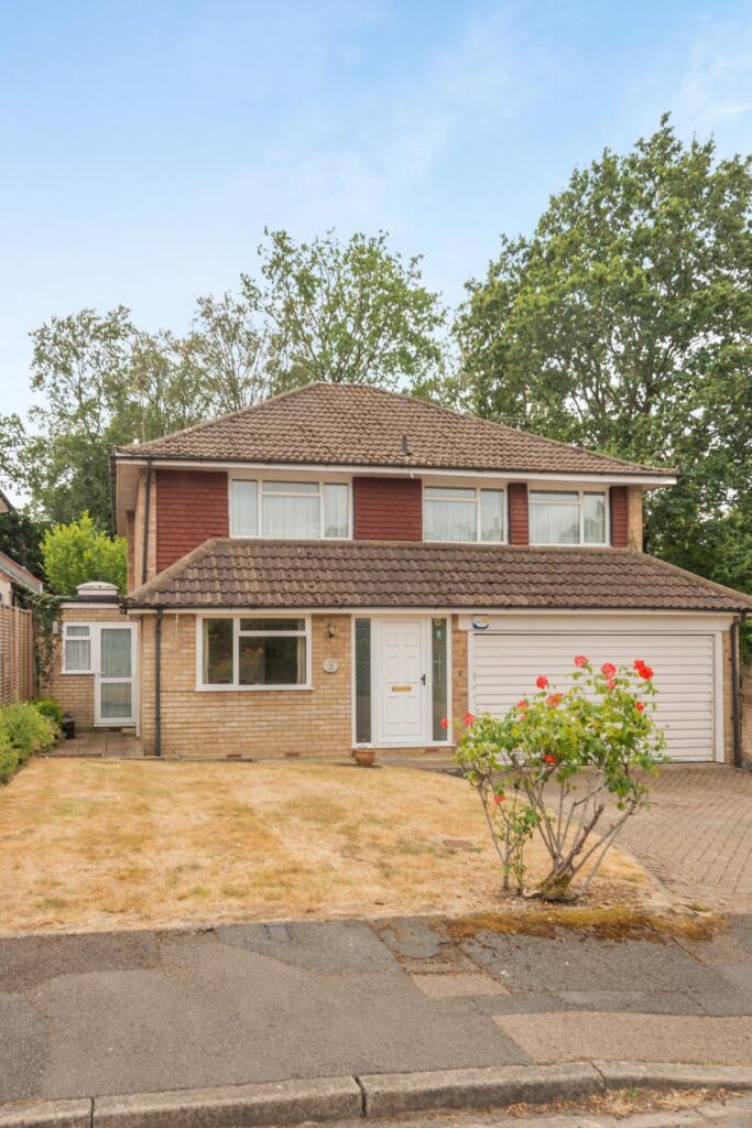 Main image of property: Cheyne Close, Gerrards Cross, Buckinghamshire