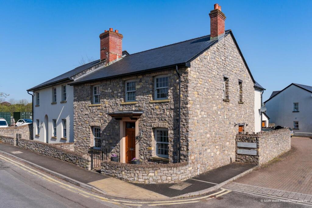 Main image of property: Augusta Court, North Road, Cowbridge, Vale of Glamorgan, CF71 7FD