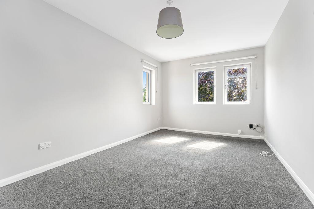 Apartment in Edinburgh - View 2