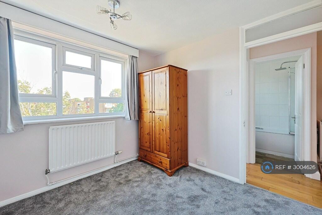 Apartment in London - View 5