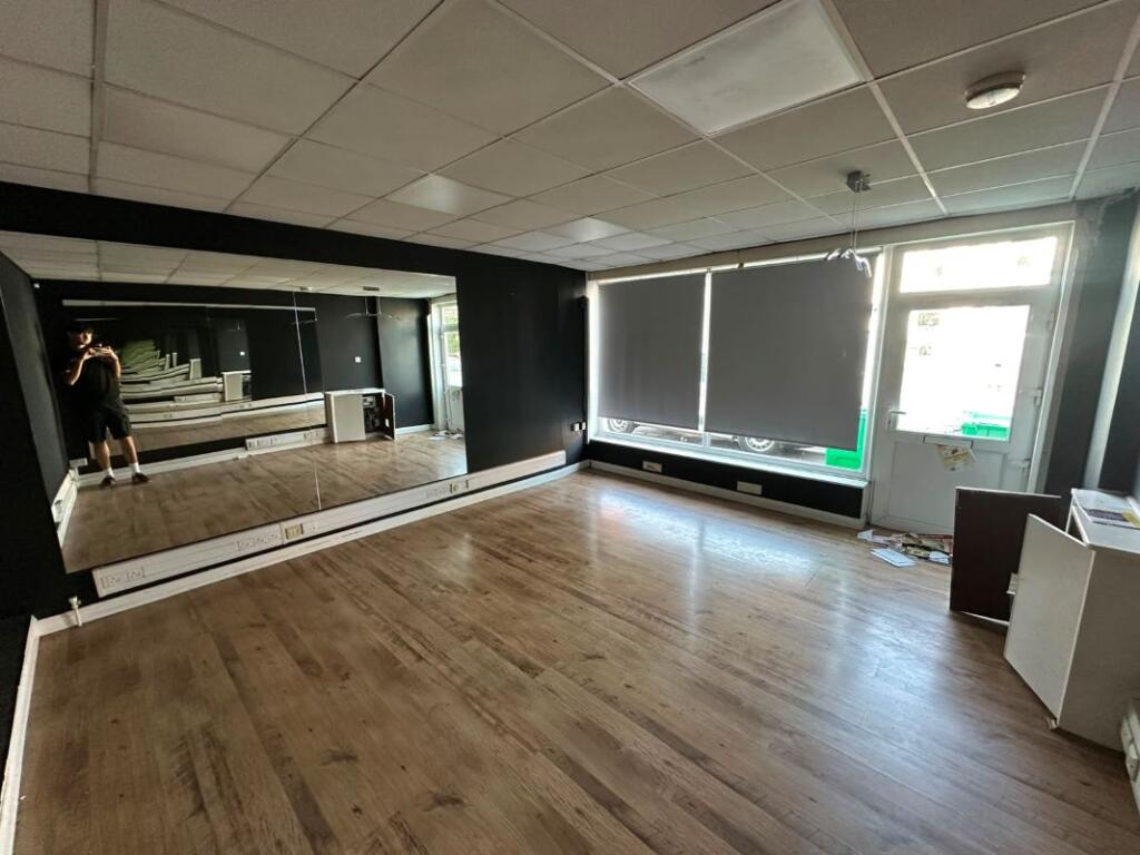 570 Woodborough Road, Nottingham, NG3 5FH - View 3