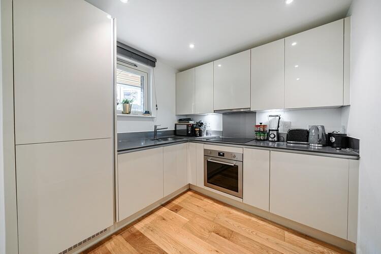 Apartment in London - More
