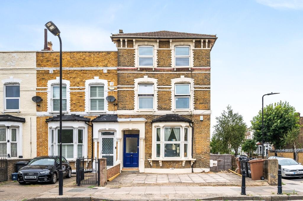 Main image of property: Evering Road, London N16 7PX