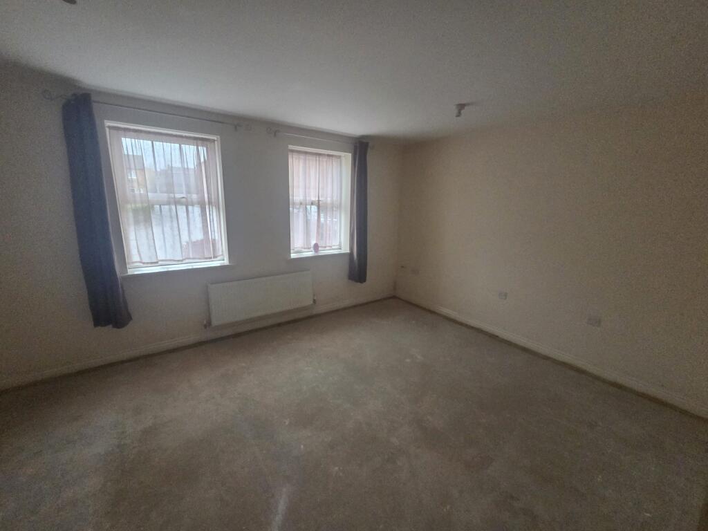 Sherwood Street, Hucknall, Nottingham - View 3