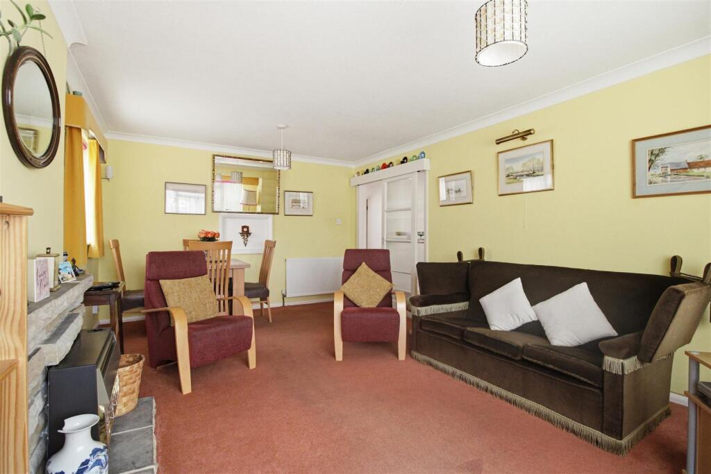 House in Lewes, Seaford - More