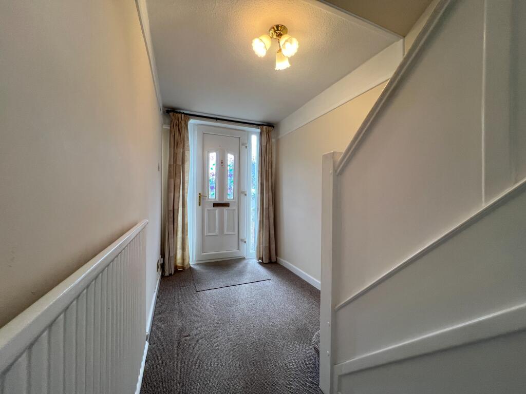 Chesterfield Drive, Ipswich  photo 2